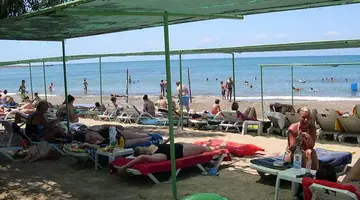 Leda Beach Hotel