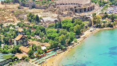 Leda Beach Hotel