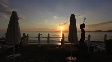 Leda Beach Hotel