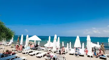 Leda Beach Hotel