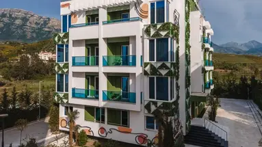 Ledina Hotel