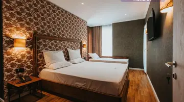 Ledina Hotel