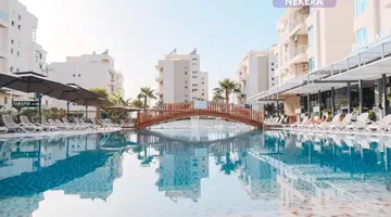 Ledina Hotel