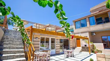 Ledras Beach Hotel