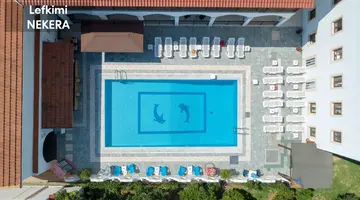 Lefkimi Hotel