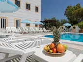 Lefkimi Hotel