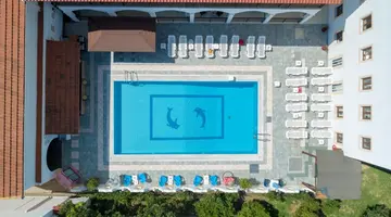 Lefkimi Hotel