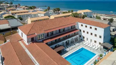 Lefkimi Hotel