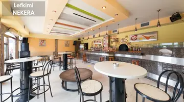 Lefkimi Hotel