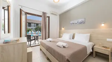 Lefkimi Hotel