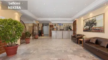 Lefkimi Hotel