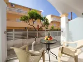 Lefkimi Hotel
