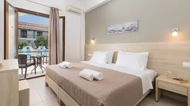 LEFKIMI HOTEL