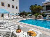 Lefkimi Hotel