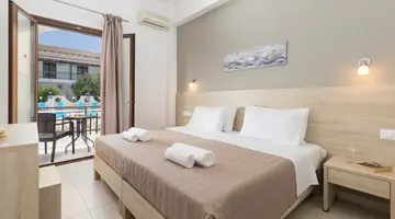 Lefkimi Hotel