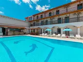 LEFKIMI HOTEL