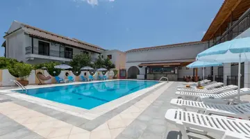 Lefkimi Hotel