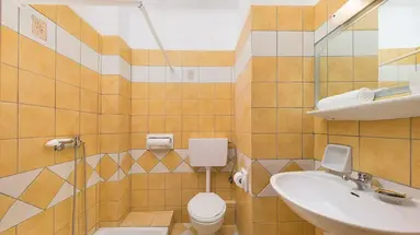 Lefkimi Hotel
