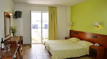 Lefkoniko Bay Hotel