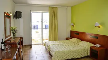 Lefkoniko Bay Hotel