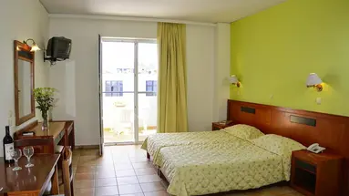 Lefkoniko Bay Hotel