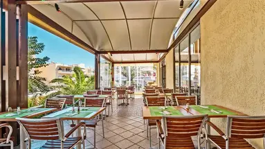Lefkoniko Bay Hotel