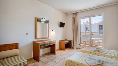 Lefkoniko Bay Hotel