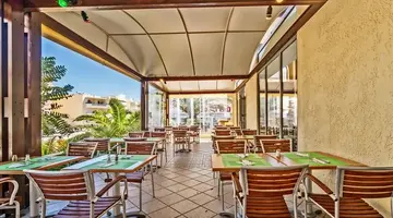 Lefkoniko Beach Hotel