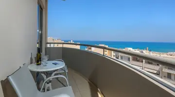 LEFKONIKO BEACH
