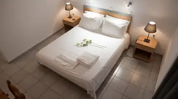 Lefkothea Hotel (Ex Villa Kamari Star)