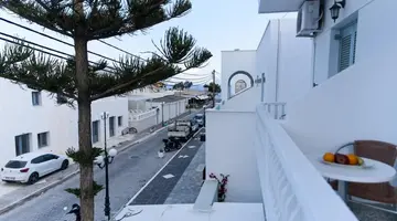 Lefkothea Hotel (Ex Villa Kamari Star)