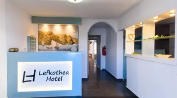 Lefkothea Hotel (Ex Villa Kamari Star)