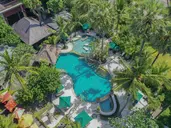 Legian Beach Hotel