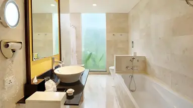Legian Beach Hotel