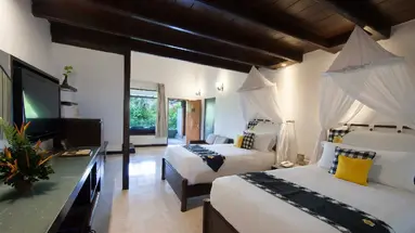 Legian Beach Hotel