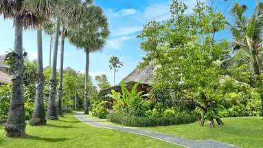 Legian Beach Hotel