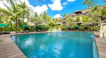 Legian Beach Hotel