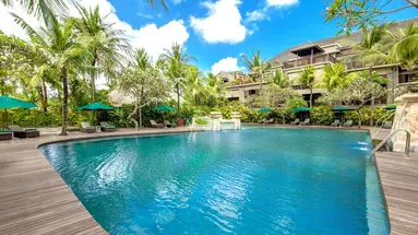 Legian Beach Hotel