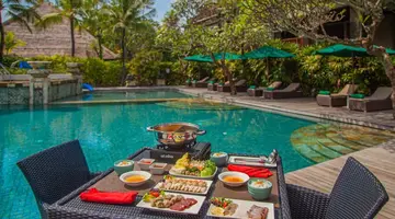 Legian Beach Hotel