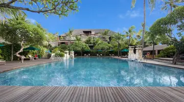 Legian Beach Hotel