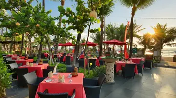 Legian Beach Hotel