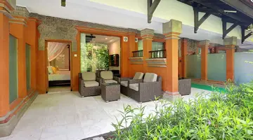 Legian Beach Hotel