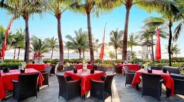Legian Beach Hotel