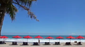 Legian Beach Hotel