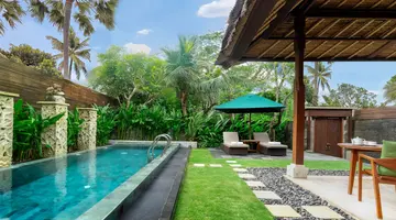 Legian Beach Hotel