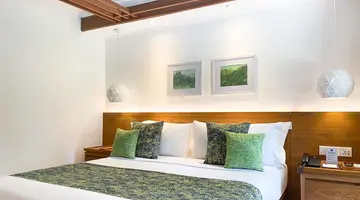 Legian Beach Hotel