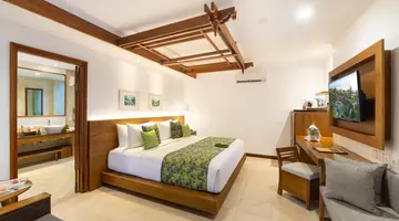 Legian Beach Hotel