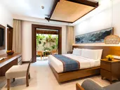 Legian Beach Hotel