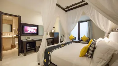 Legian Beach Hotel