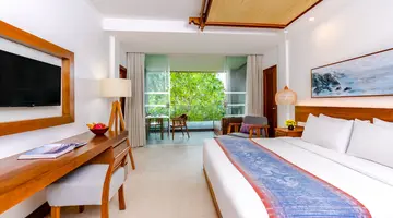 Legian Beach Hotel